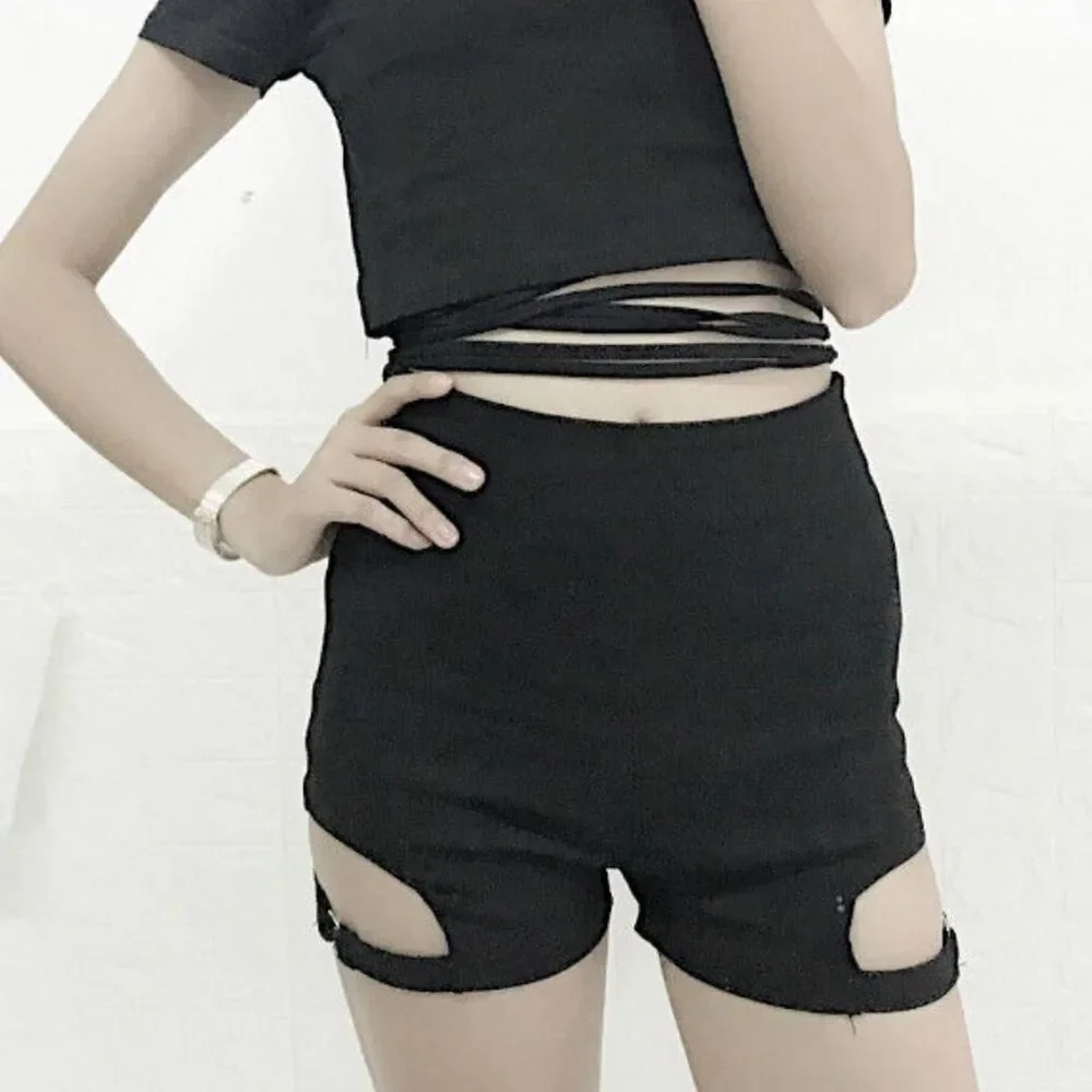 Stretchy Black Cutout Shorts - Picture 4 of 6